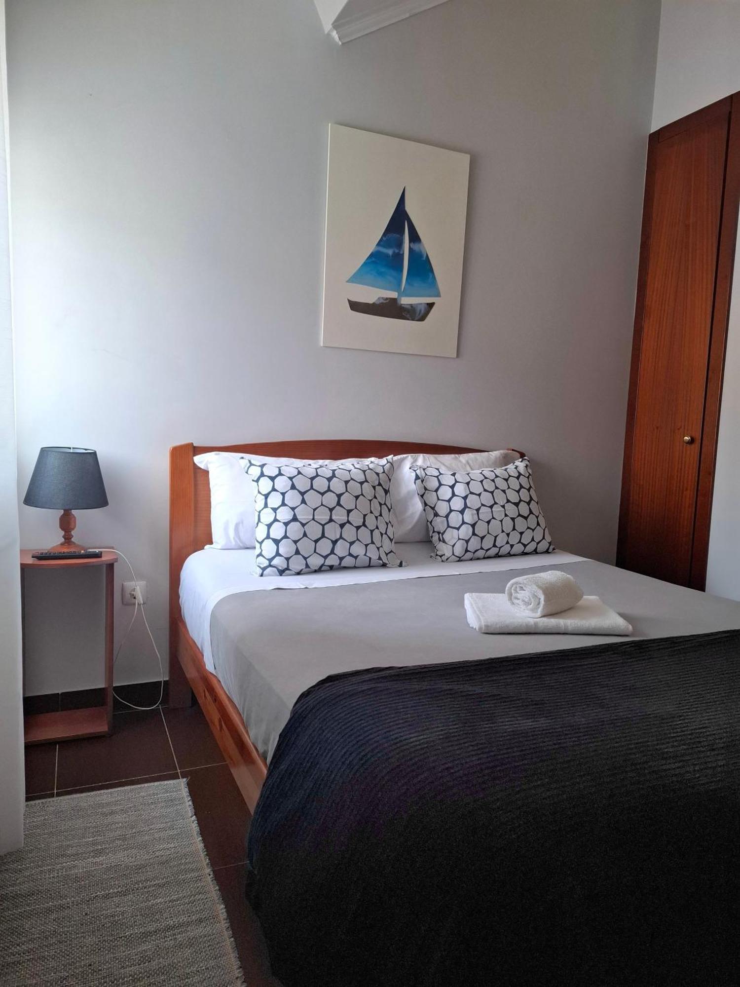 Guesthouse Verissimo 나자레 외부 사진